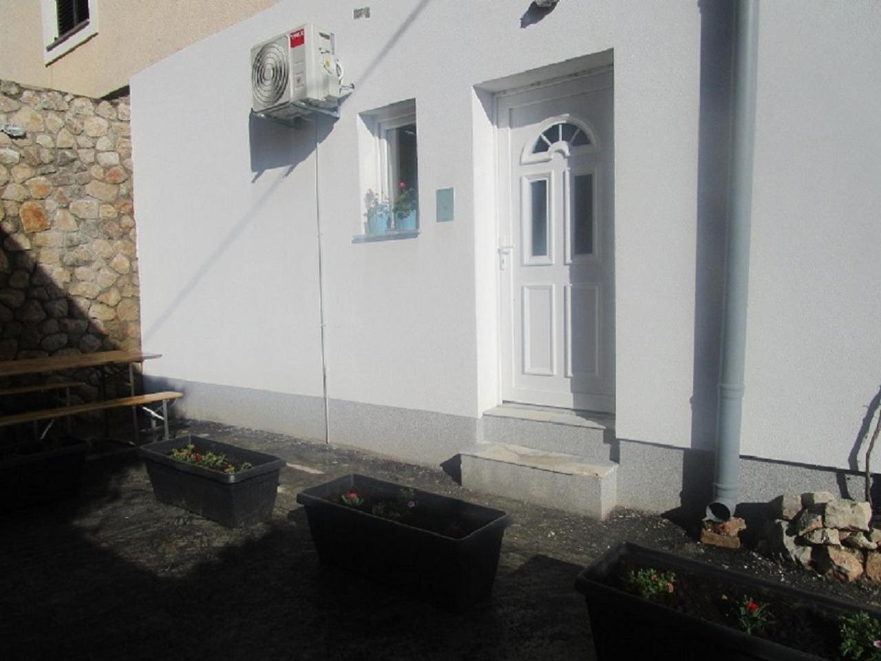 Vuk Apartman Senj  Bilik gambar