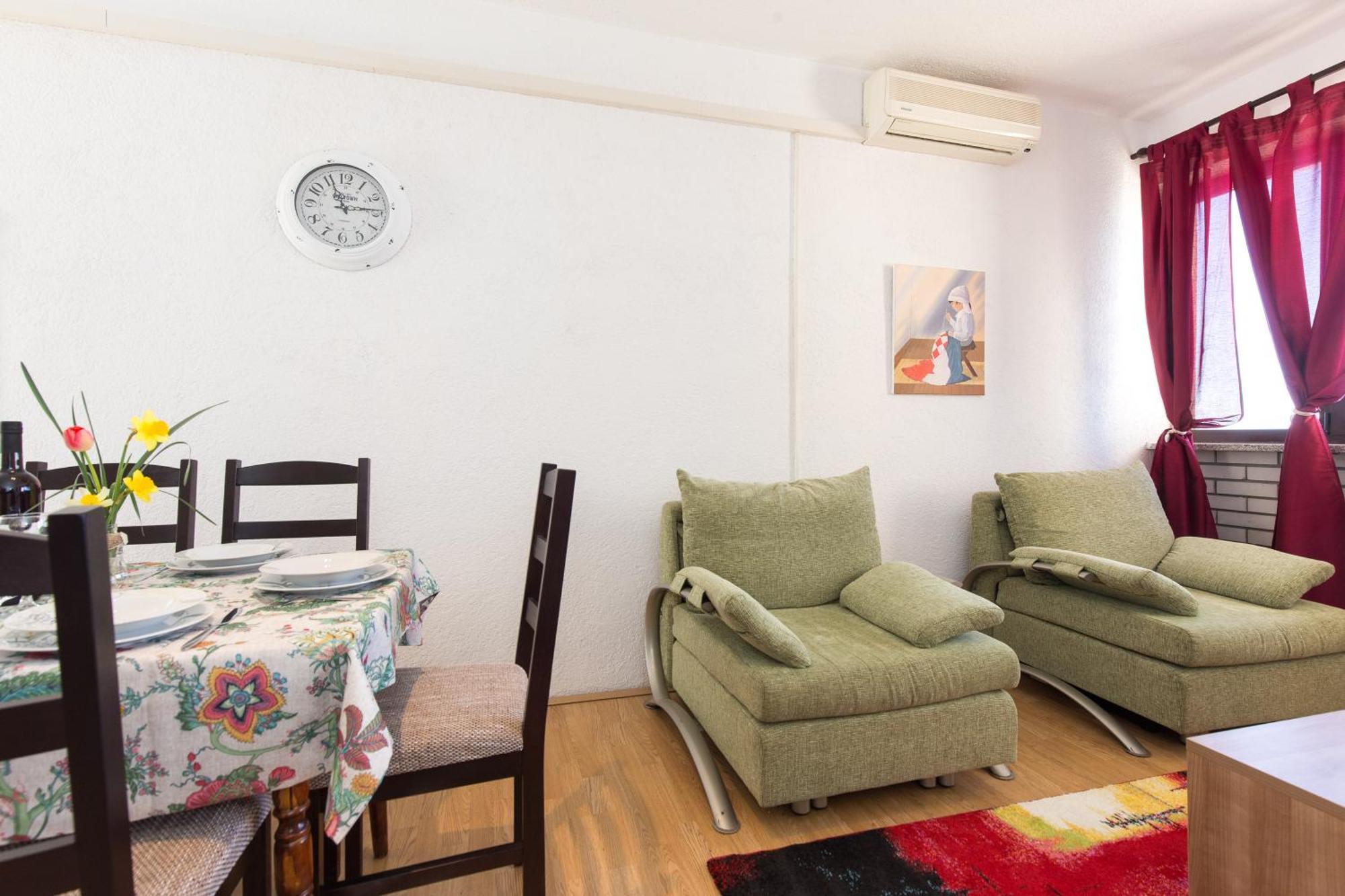Vuk Apartman Senj  Bilik gambar