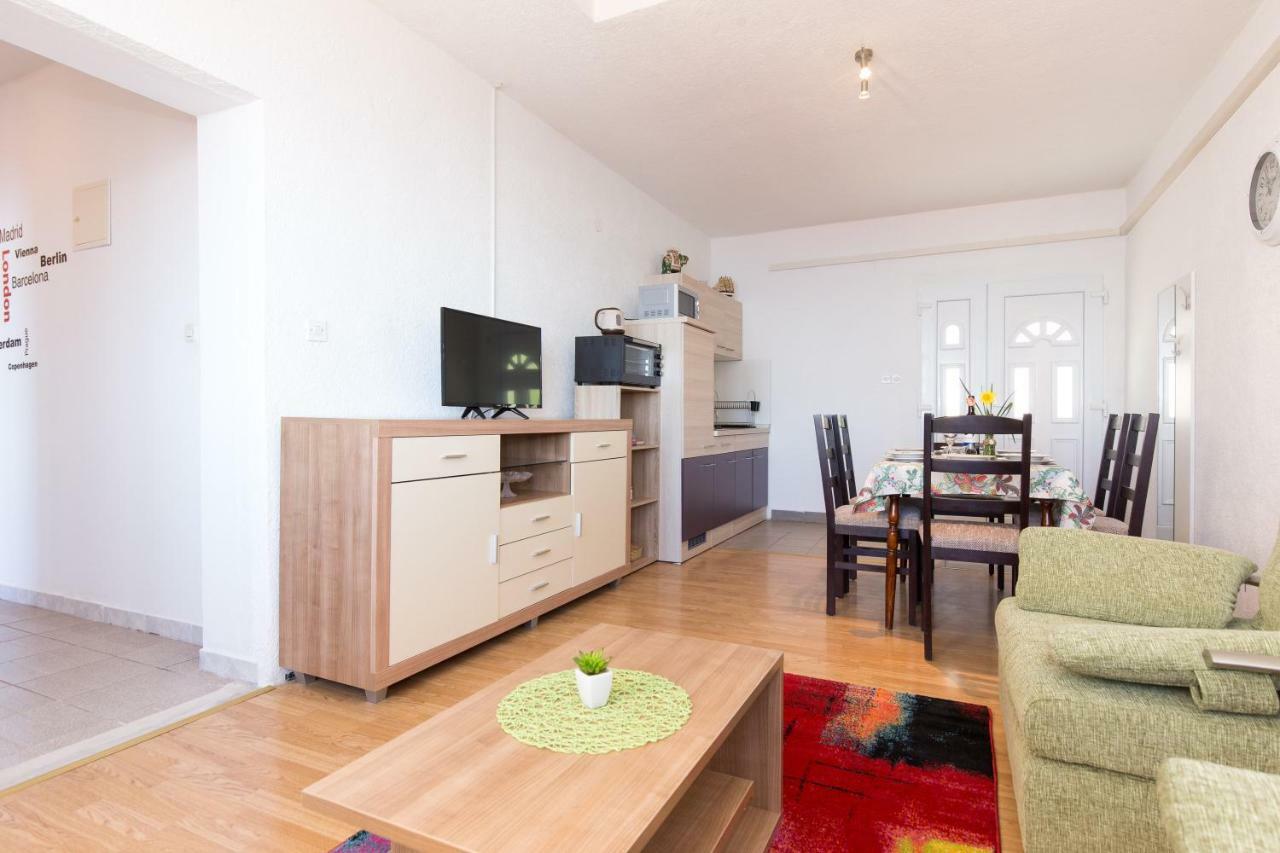 Vuk Apartman Senj  Luaran gambar
